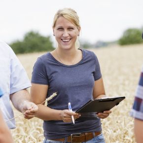 Über dieses Bild erreichen Sie die Lehrgänge am LAZBW